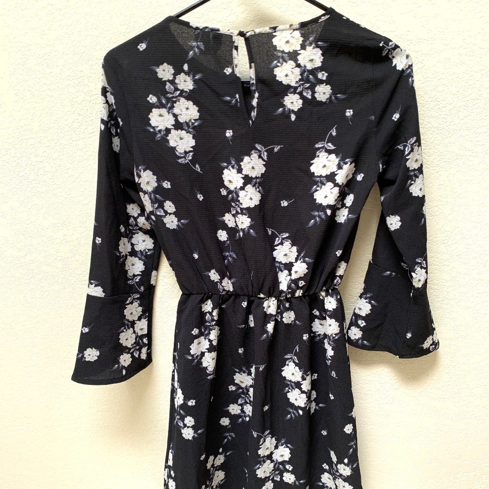 Black and White Floral Dress 🥀